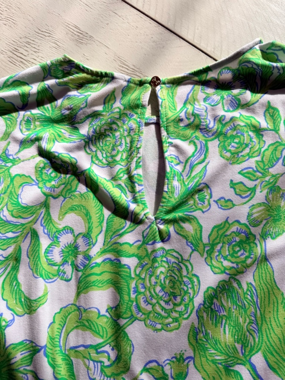 Lilly Pulitzer White Dress with bright green and blue print - Picture 7 of 7